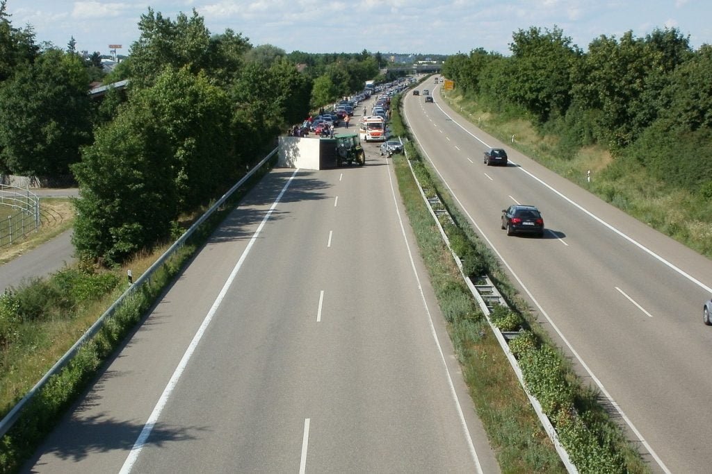 Aanrijding van achteren op snelweg